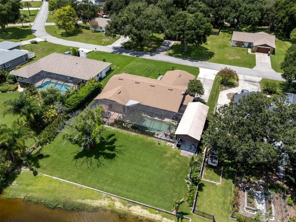 926 VAN DRIVE Auburndale, FL 33823