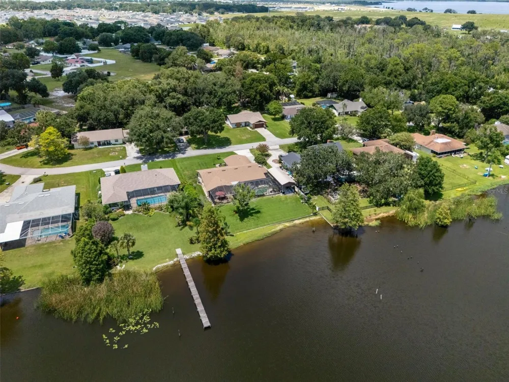 926 VAN DRIVE Auburndale, FL 33823