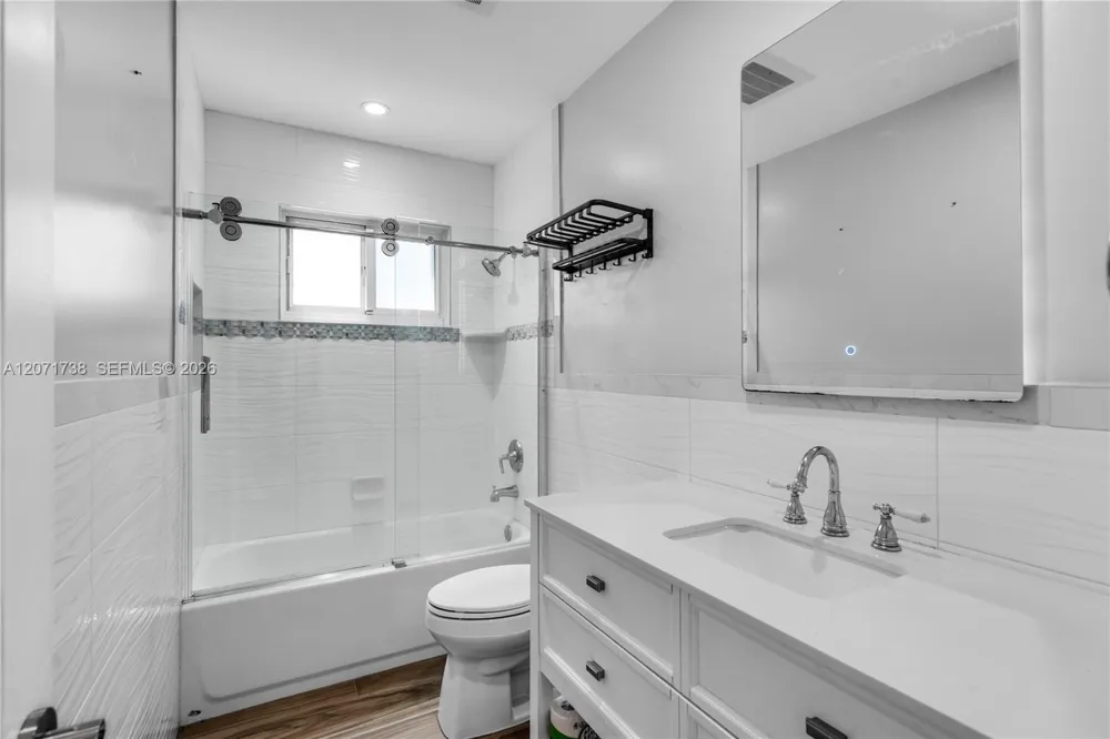 1424 Nautilus Isle Dania Beach, FL 33004