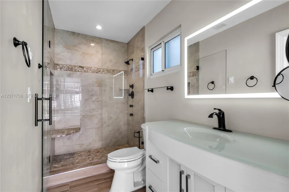 1424 Nautilus Isle Dania Beach, FL 33004