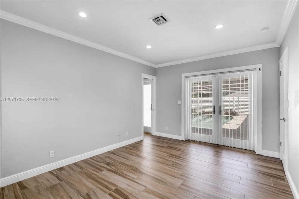 1424 Nautilus Isle Dania Beach, FL 33004