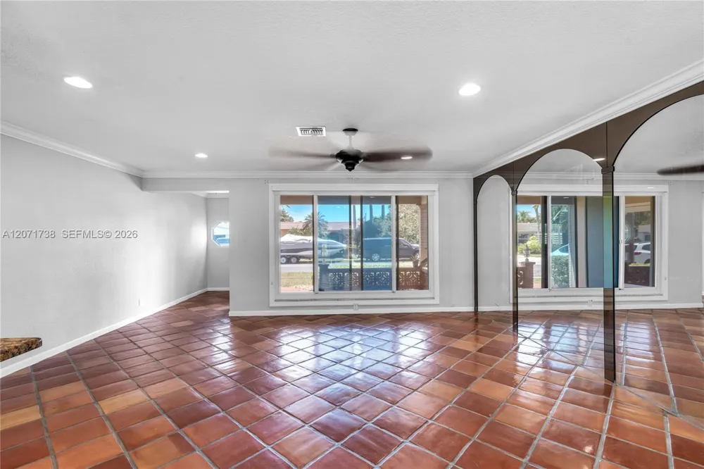 1424 Nautilus Isle Dania Beach, FL 33004