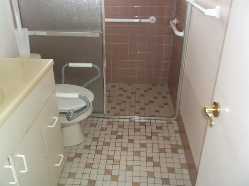 9401 Sunrise Lakes Boulevard #308 Sunrise, FL 33322