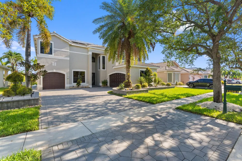 18581 SW 44th Street Miramar, FL 33029