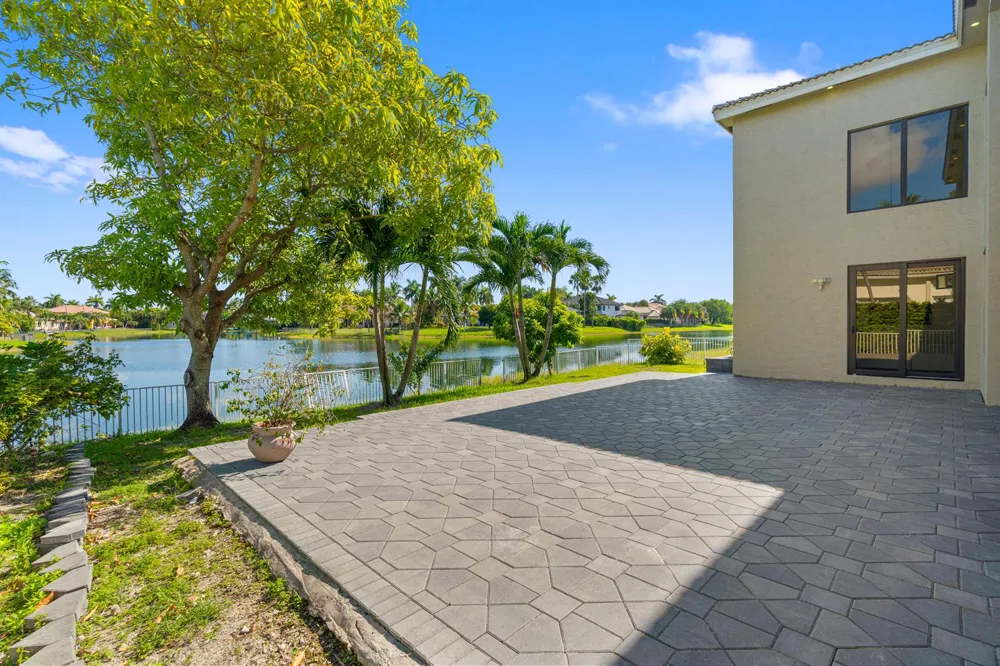 18581 SW 44th Street Miramar, FL 33029
