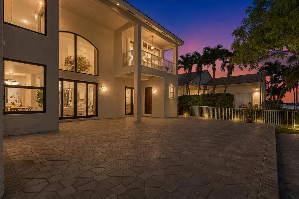 18581 SW 44th Street Miramar, FL 33029