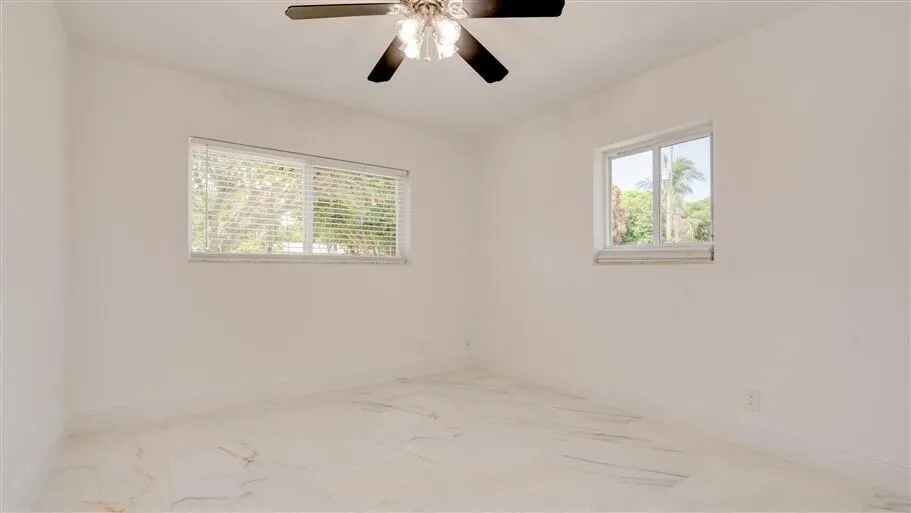 701 SE 1ST STREET Boynton Beach, FL 33435