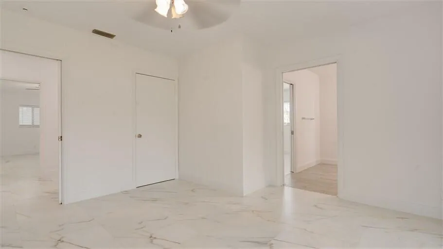 701 SE 1ST STREET Boynton Beach, FL 33435