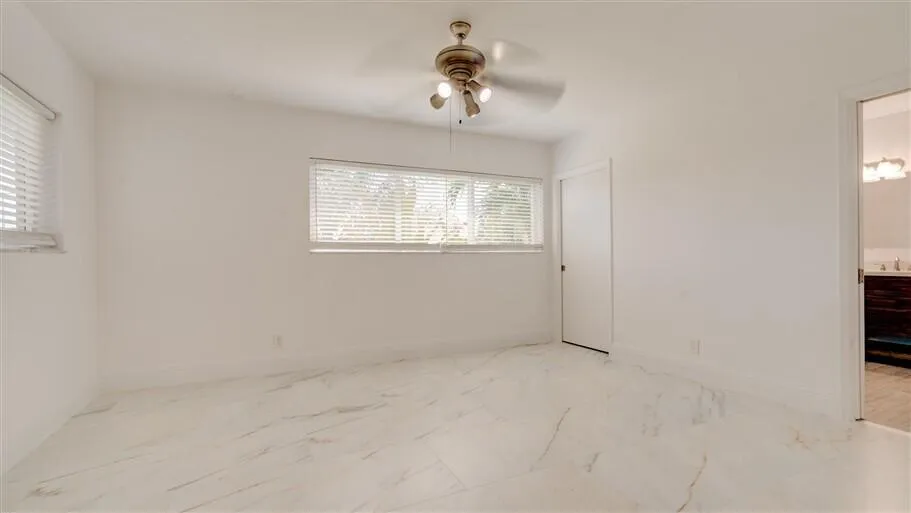 701 SE 1ST STREET Boynton Beach, FL 33435