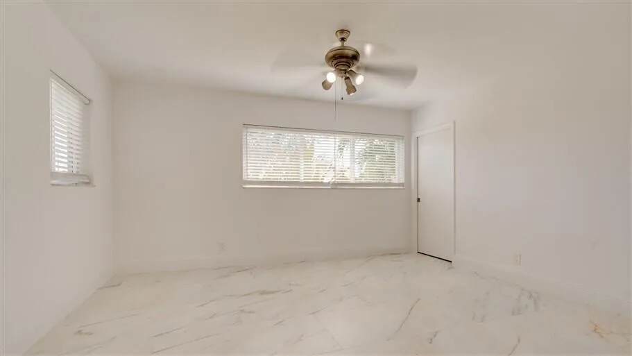 701 SE 1ST STREET Boynton Beach, FL 33435