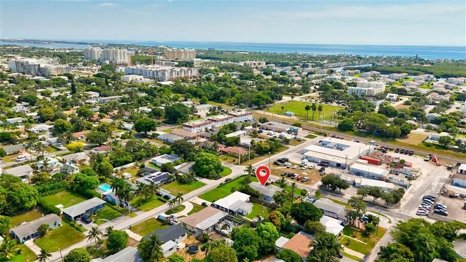 701 SE 1ST STREET Boynton Beach, FL 33435