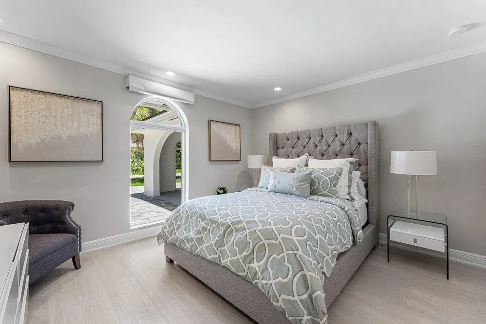2540 MERCEDES DRIVE Fort Lauderdale, FL 33316