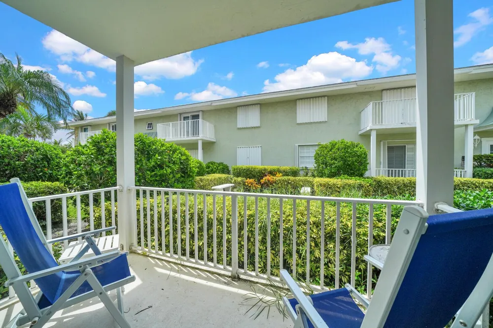 5500 OLD OCEAN BOULEVARD #108 Ocean Ridge, FL 33435