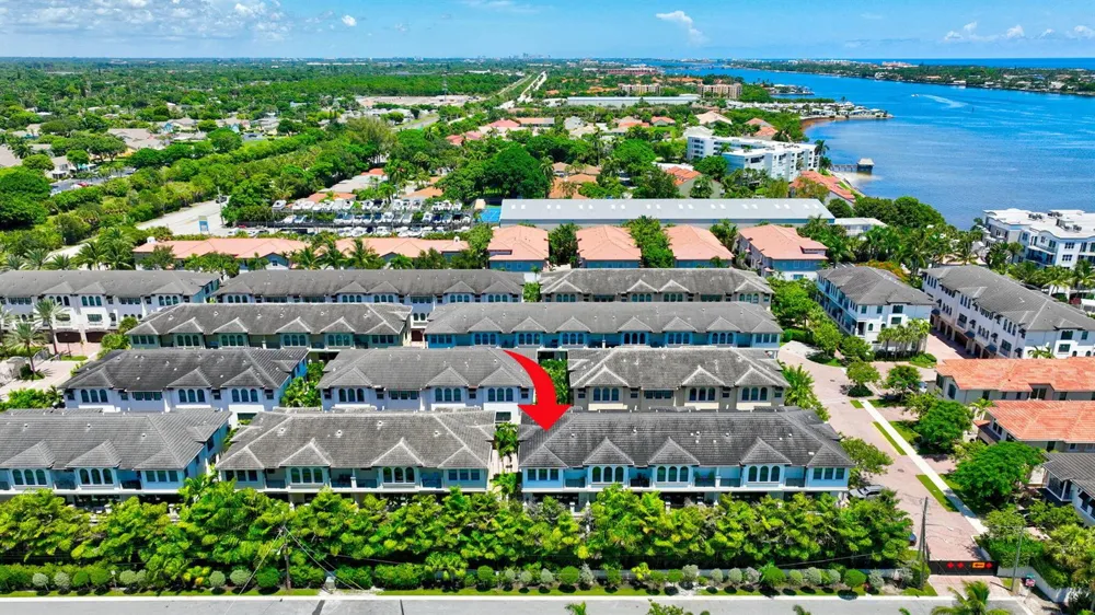 622 Windward Circle S Boynton Beach, FL 33435