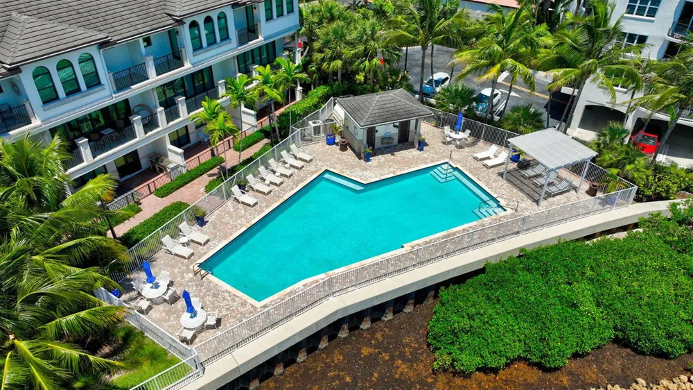 622 Windward Circle S Boynton Beach, FL 33435