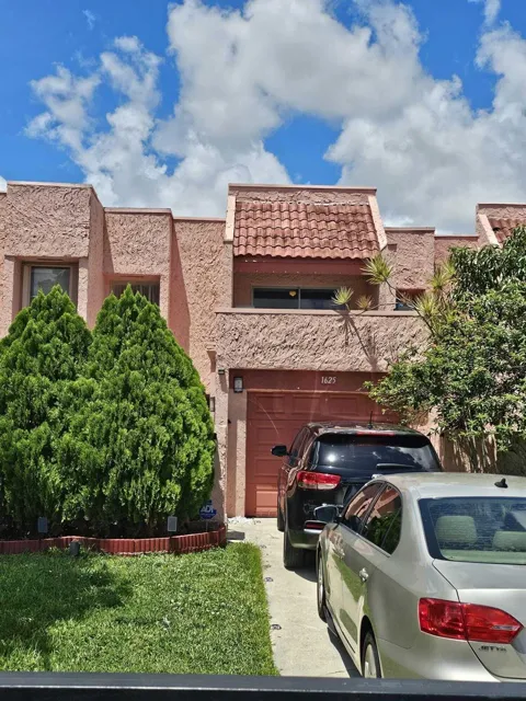 1625 NW 58TH AVENUE #7