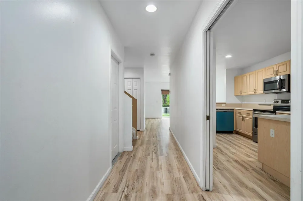 2030 NW 99th Way Sunrise, FL 33322