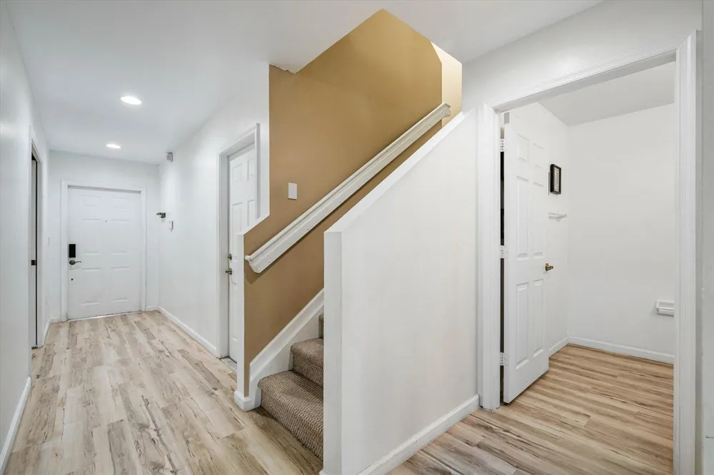 2030 NW 99th Way Sunrise, FL 33322