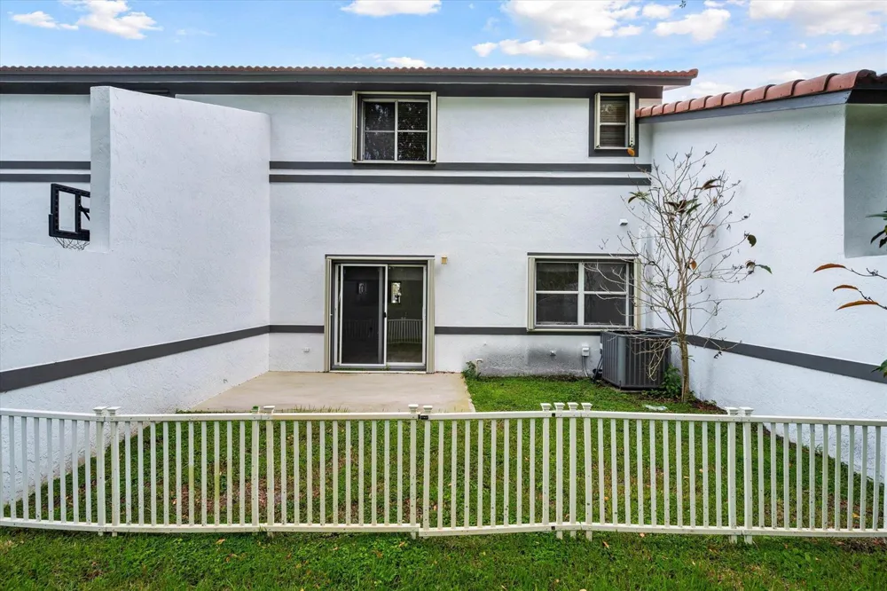 2030 NW 99th Way Sunrise, FL 33322