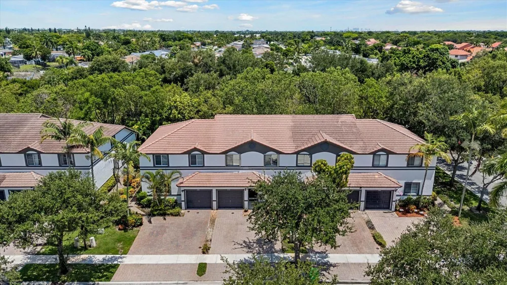 2030 NW 99th Way Sunrise, FL 33322