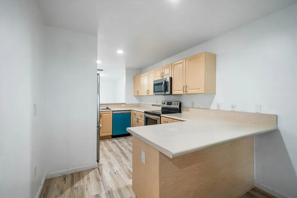 2030 NW 99th Way Sunrise, FL 33322