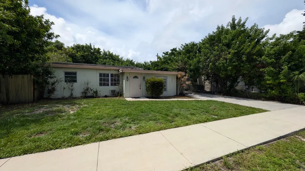 1448 NE 27TH COURT Pompano Beach, FL 33064