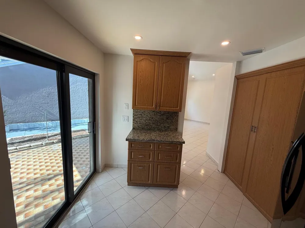 1160 SW 111th Avenue Pembroke Pines, FL 33025