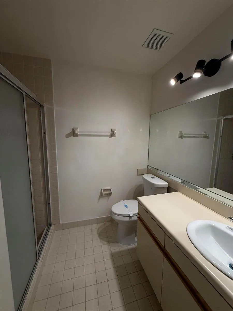 1160 SW 111th Avenue Pembroke Pines, FL 33025