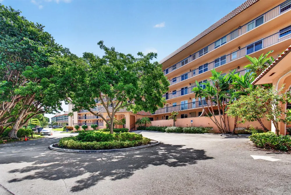 2871 OCEAN BOULEVARD #V345 Boca Raton, FL 33431