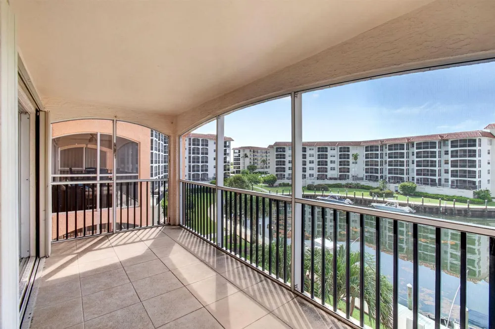 2871 OCEAN BOULEVARD #V345 Boca Raton, FL 33431