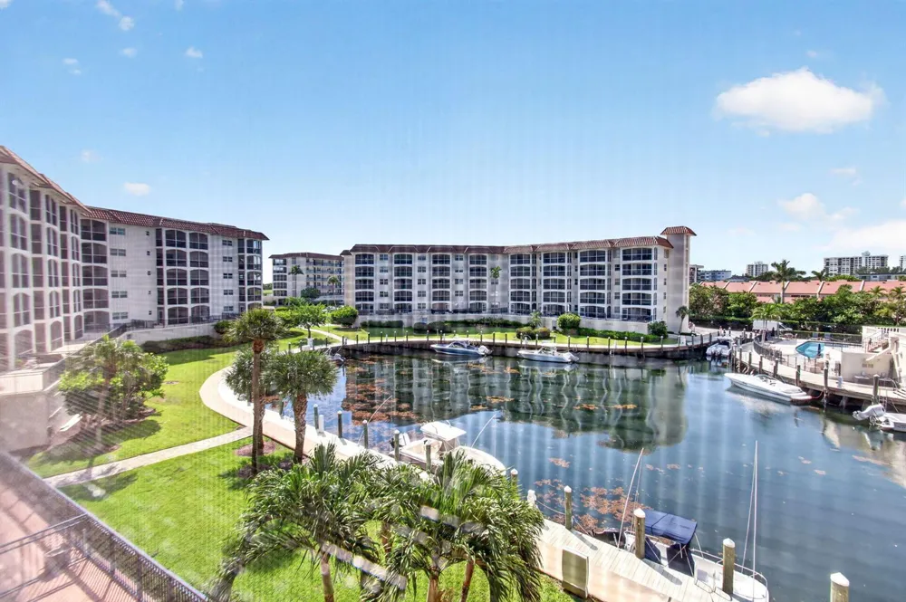 2871 OCEAN BOULEVARD #V345 Boca Raton, FL 33431