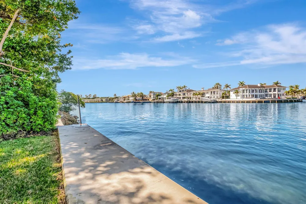 2871 OCEAN BOULEVARD #V345 Boca Raton, FL 33431