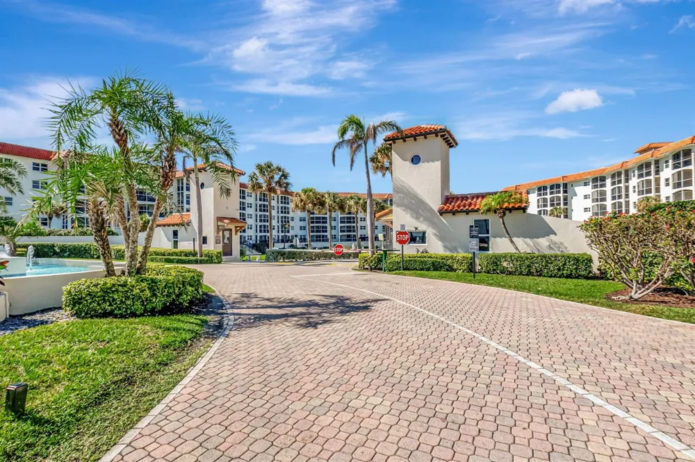 2871 OCEAN BOULEVARD #V345 Boca Raton, FL 33431