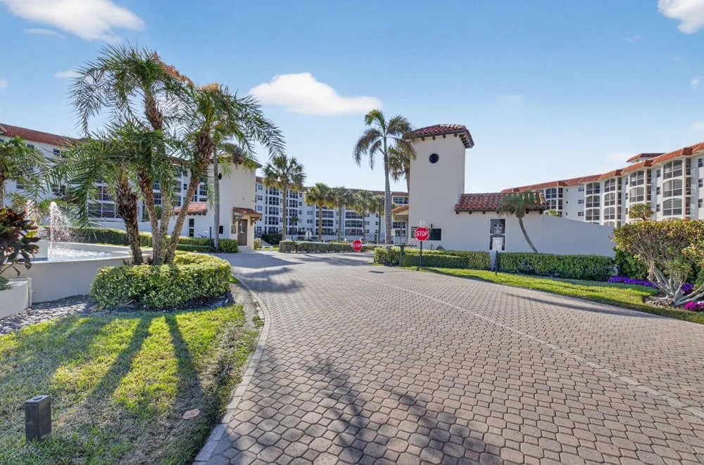 2871 OCEAN BOULEVARD #V345 Boca Raton, FL 33431