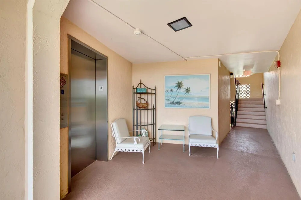 2871 OCEAN BOULEVARD #V345 Boca Raton, FL 33431