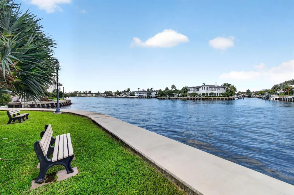 2871 OCEAN BOULEVARD #V345 Boca Raton, FL 33431