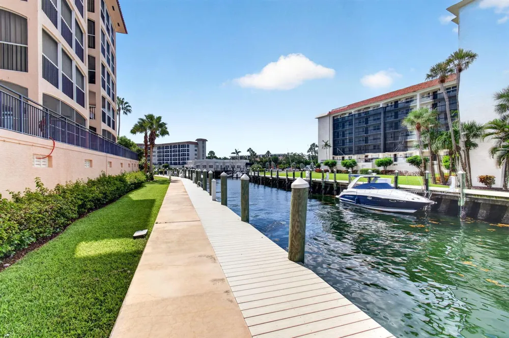 2871 OCEAN BOULEVARD #V345 Boca Raton, FL 33431