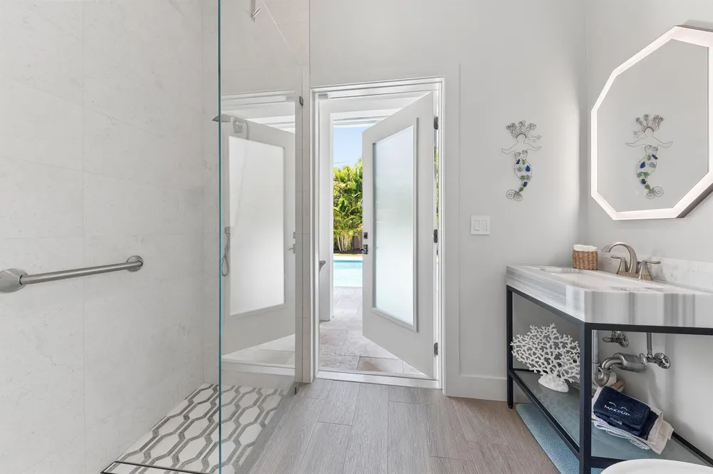 115 NE 16TH COURT Delray Beach, FL 33444