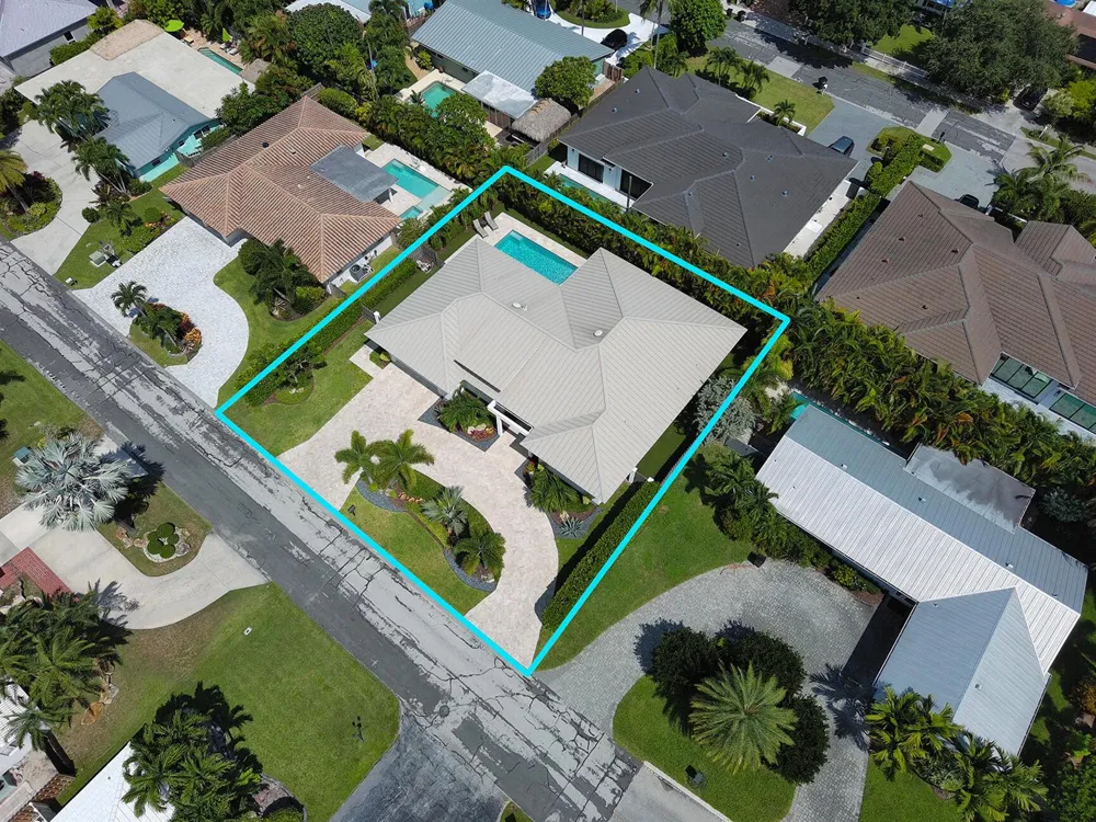 115 NE 16TH COURT Delray Beach, FL 33444