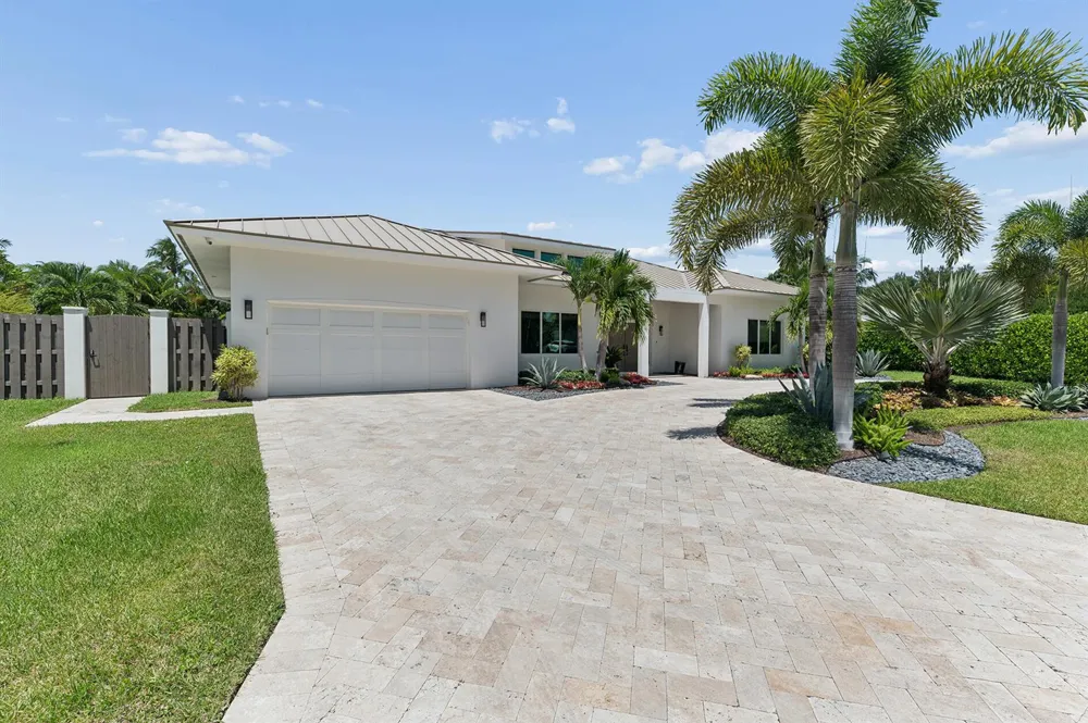 115 NE 16TH COURT Delray Beach, FL 33444