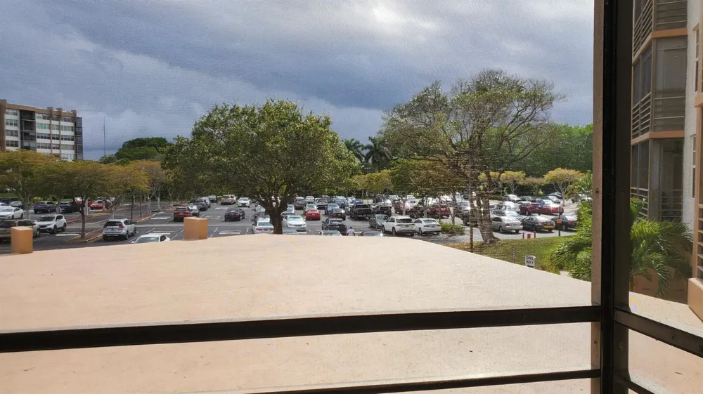1000 St Charles Place #Unit 215 Pembroke Pines, FL 33026