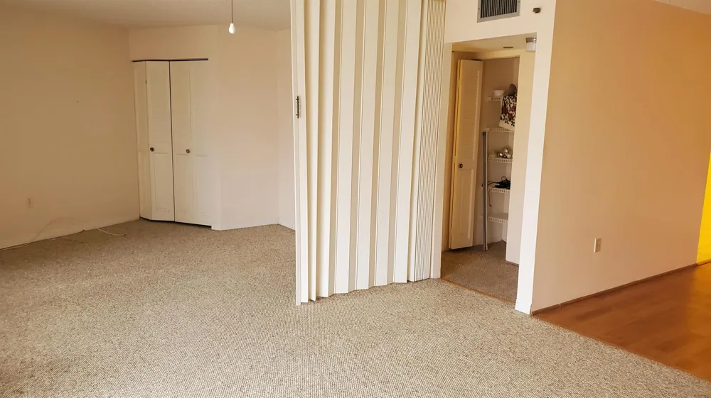 1000 St Charles Place #Unit 215 Pembroke Pines, FL 33026