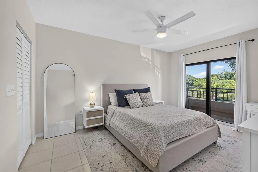 4905 Midtown Lane #2211 Palm Beach Gardens, FL 33418