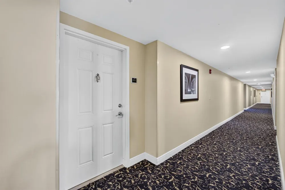 4905 Midtown Lane #2211 Palm Beach Gardens, FL 33418