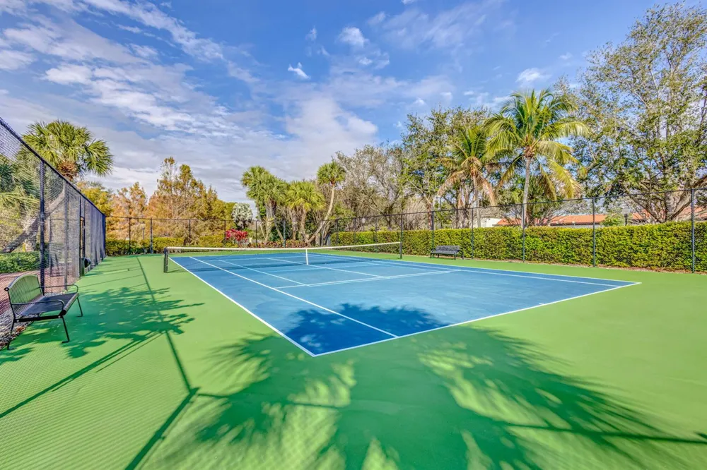 4905 Midtown Lane #2211 Palm Beach Gardens, FL 33418