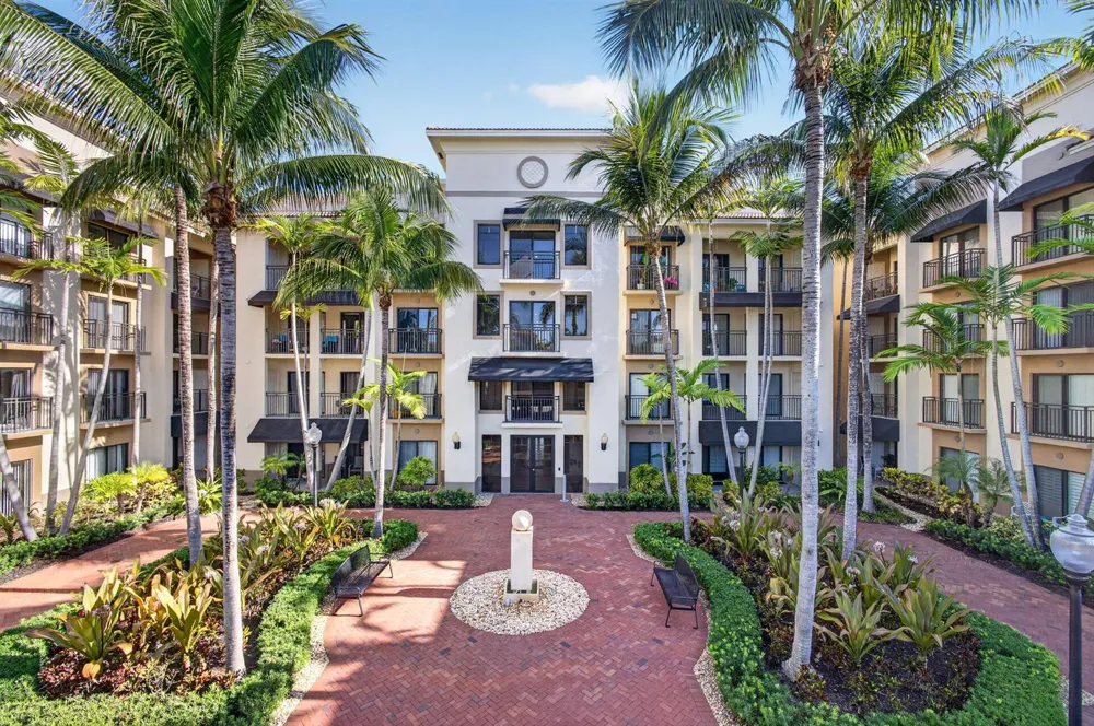 4905 Midtown Lane #2211 Palm Beach Gardens, FL 33418