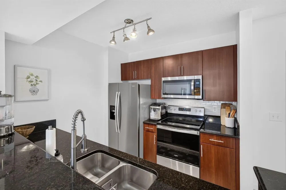 4905 Midtown Lane #2211 Palm Beach Gardens, FL 33418