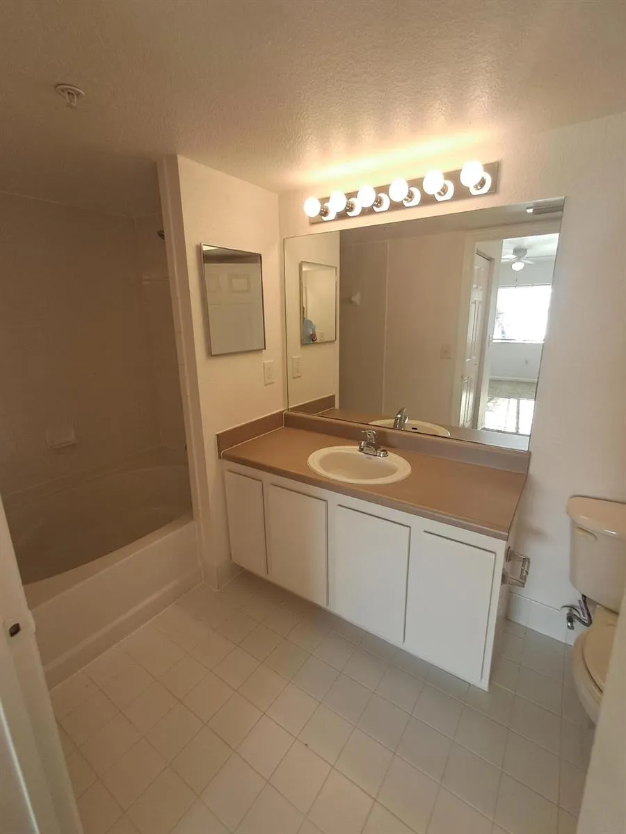 171 SW PALM DRIVE #203 Port St. Lucie, FL 34986