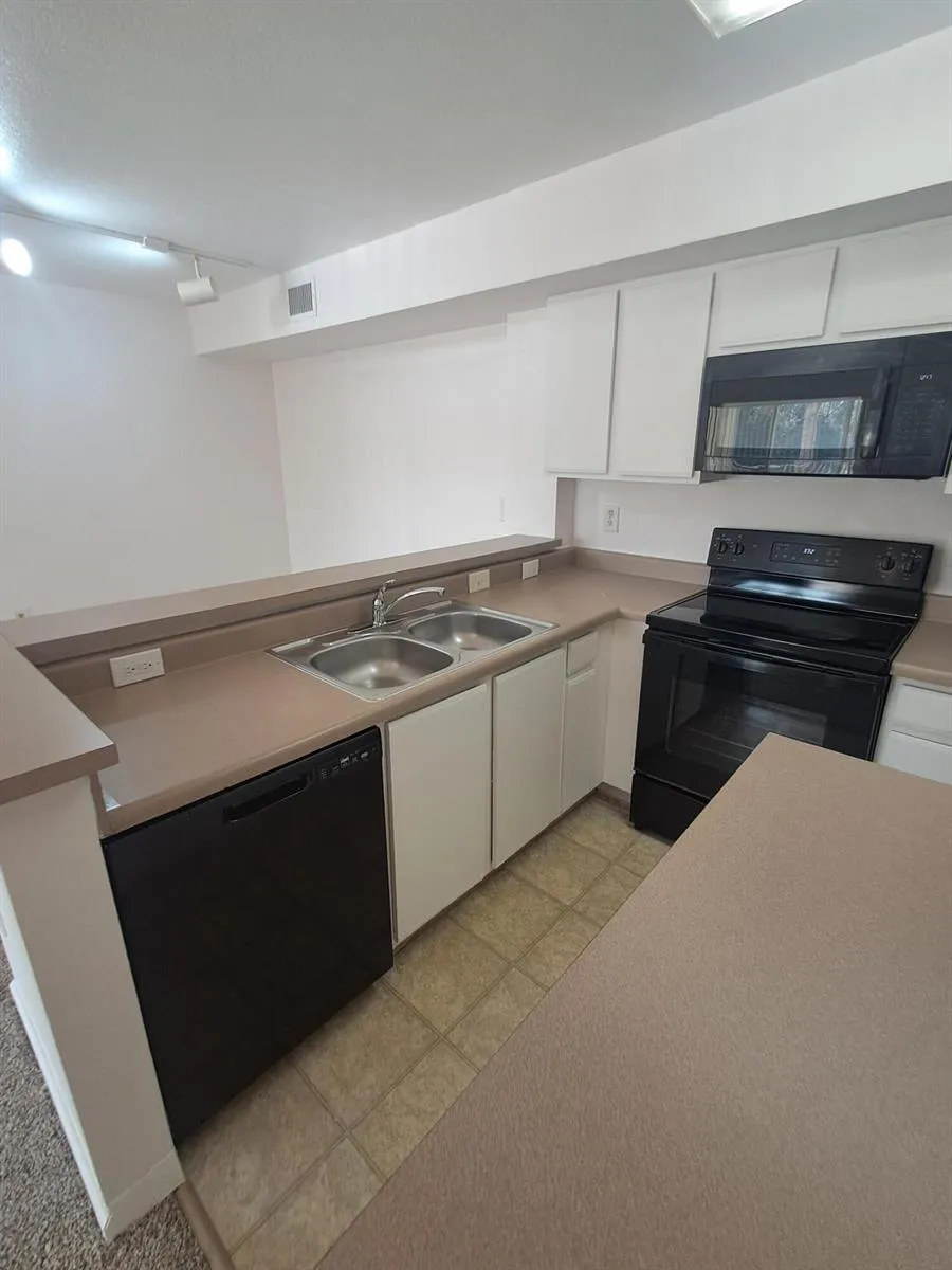 171 SW PALM DRIVE #203 Port St. Lucie, FL 34986