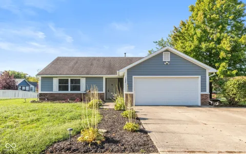 125 Rolling Ridge Road